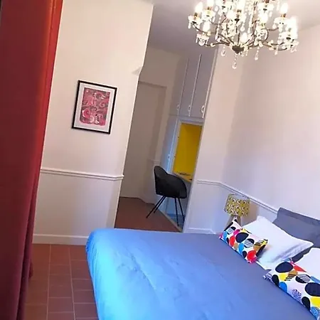 Le 9 De Cour, Kiwi Bed & Breakfast Carcassonne