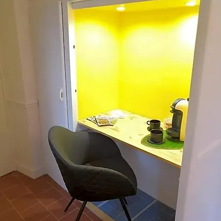 Le 9 De Cour, Kiwi