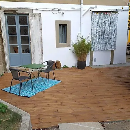 Bed & Breakfast Le 9 De Cour, Kiwi