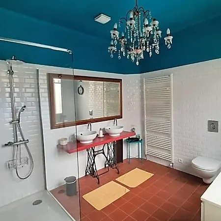 Bed & Breakfast Le 9 De Cour, Kiwi Carcassonne